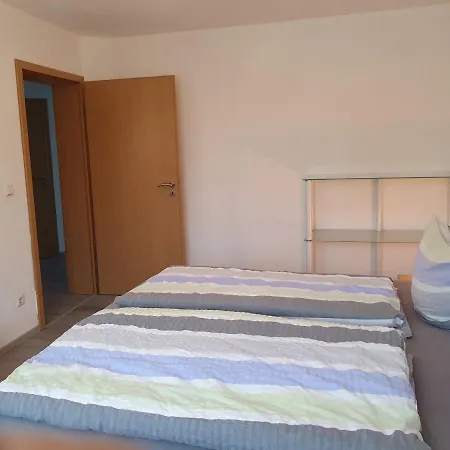 Ferienwohnung Vikolisa Bad Schonborn Exterior foto